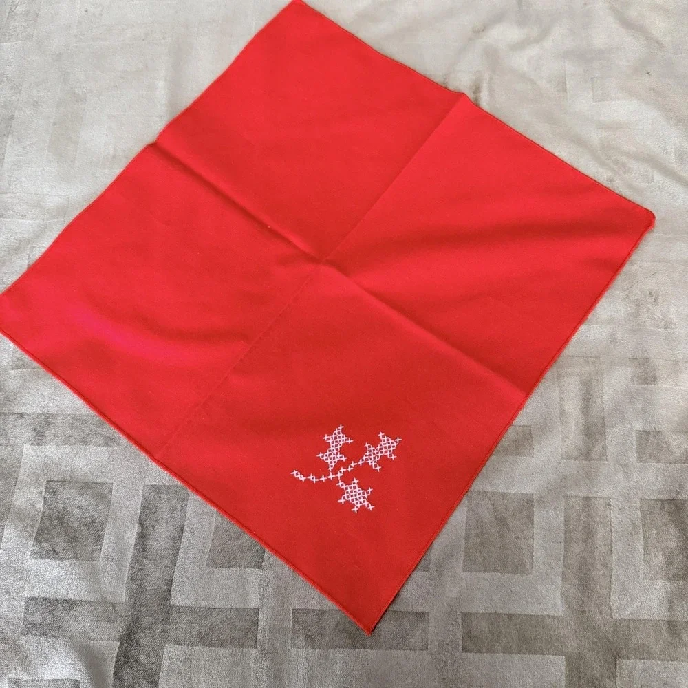 Red Embroidered Floral Cloth Napkins Set Of 8 Cotton Blend Christmas Table Decor